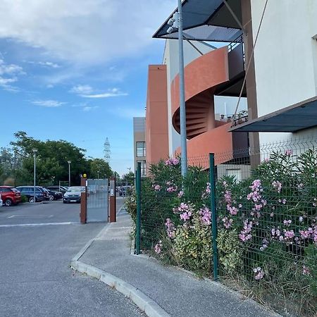Charmant Studio De 23M2 Avignon Exteriör bild